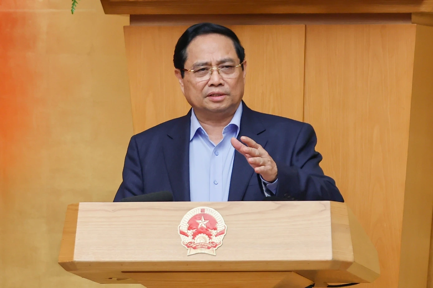 Thủ tướng: “Ăn Tết gọn, làm việc sớm, vào việc ngay”