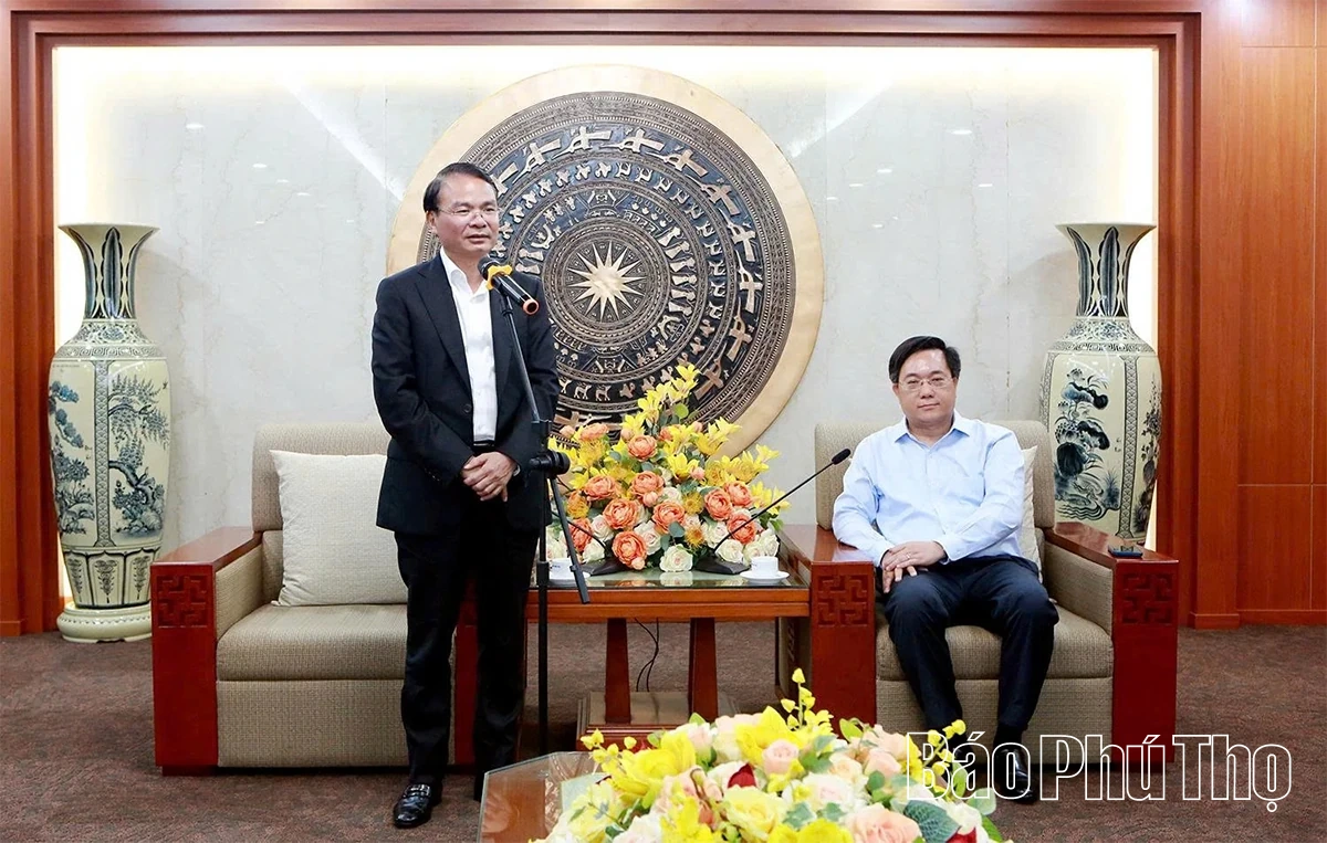 Đoàn công tác Ban Thường vụ Tỉnh ủy Ninh Bình thăm và làm việc với tỉnh Phú Thọ