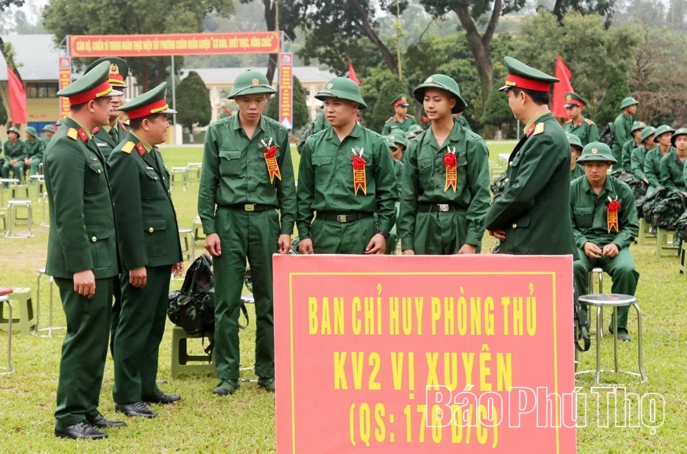 Tưng bừng Ngày hội tòng quân trên quê hương Đất Tổ