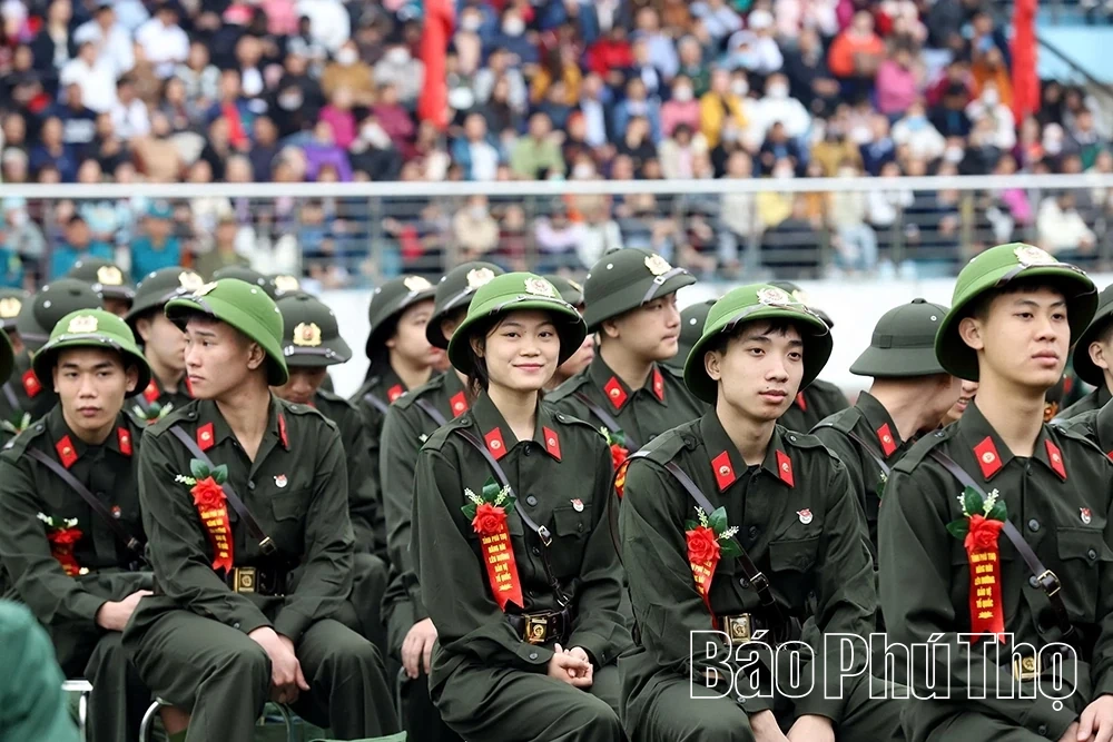 Rộn rã ngày hội tòng quân nơi miền đất cội nguồn