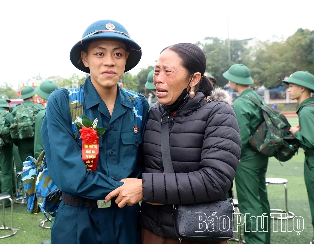 Rộn rã ngày hội tòng quân nơi miền đất cội nguồn