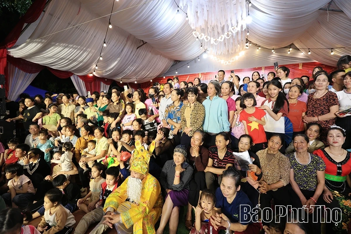 The Unique Cultural Essence of the Tro Tram Festival