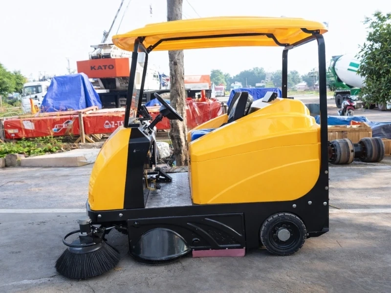 Khám phá 5 mẫu máy quét rác công nghiệp hiện đại, hiệu suất cao