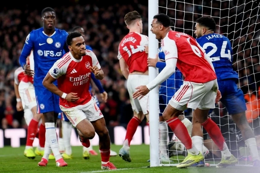 Đánh bại Chelsea, Arsenal vững vàng ngôi đầu Ngoại hạng Anh 2025/26