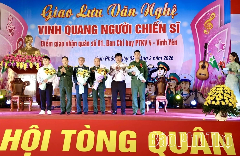 Giao lưu truyền thống “Vinh quang người chiến sĩ”
