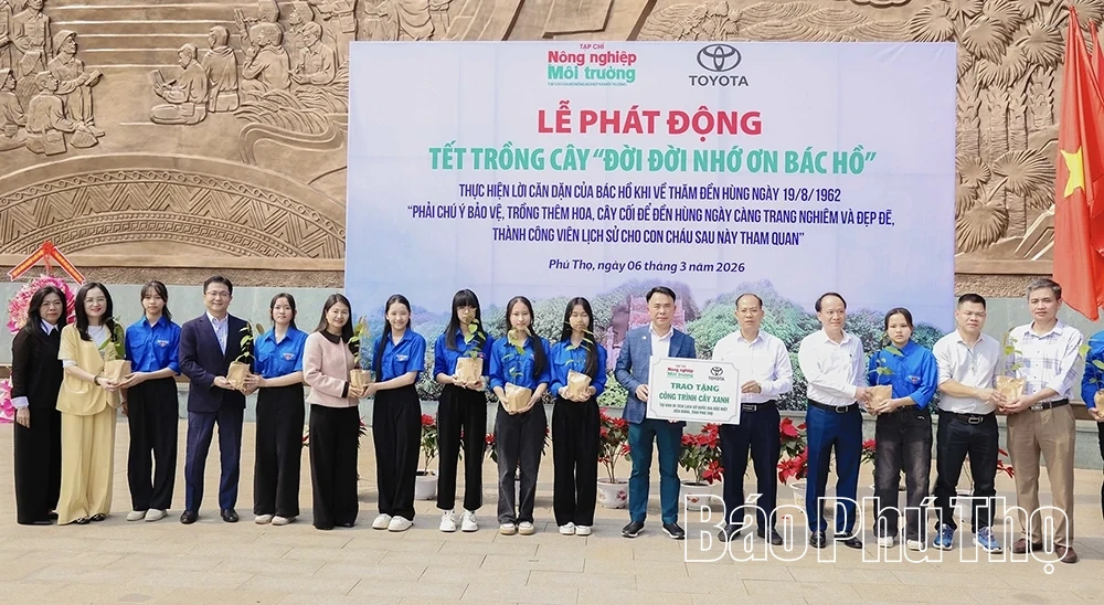 Toyota đồng hành cùng chương trình “Tết trồng cây đời đời nhớ ơn Bác Hồ”