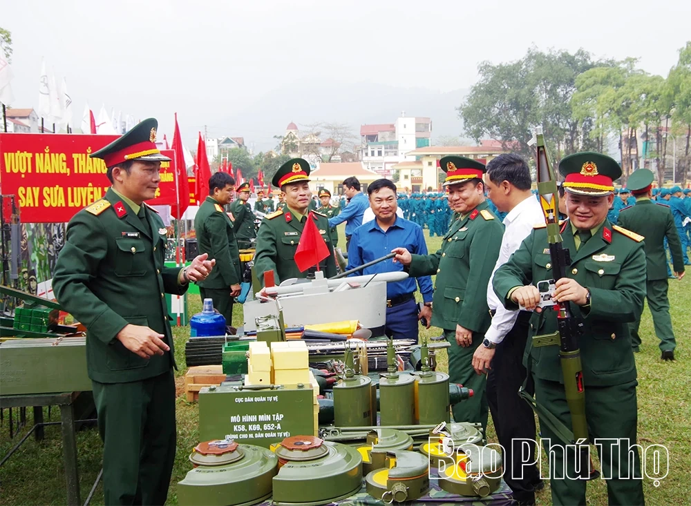 Ban Chỉ huy Phòng thủ khu vực 2 - Thống Nhất ra quân huấn luyện và phát động đợt thi đua cao điểm