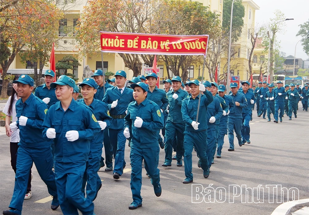 Ban Chỉ huy Phòng thủ khu vực 2 - Thống Nhất ra quân huấn luyện và phát động đợt thi đua cao điểm