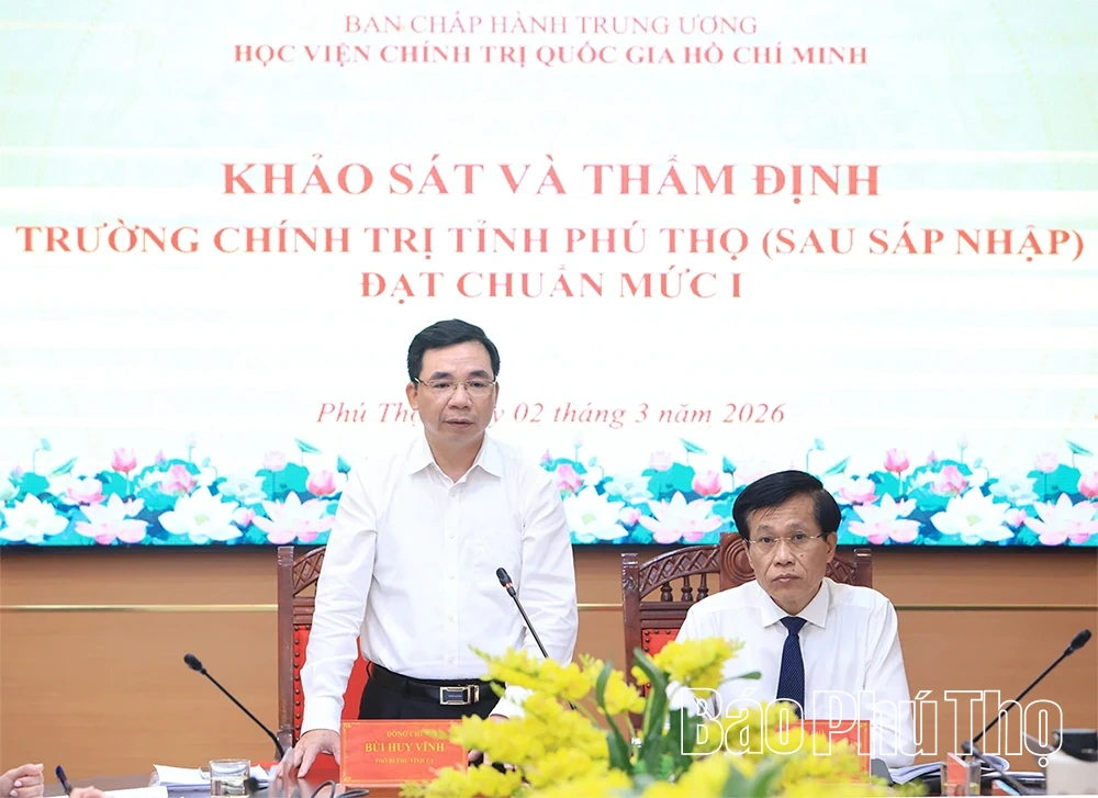 Công nhận Trường Chính trị tỉnh Phú Thọ đạt chuẩn mức I