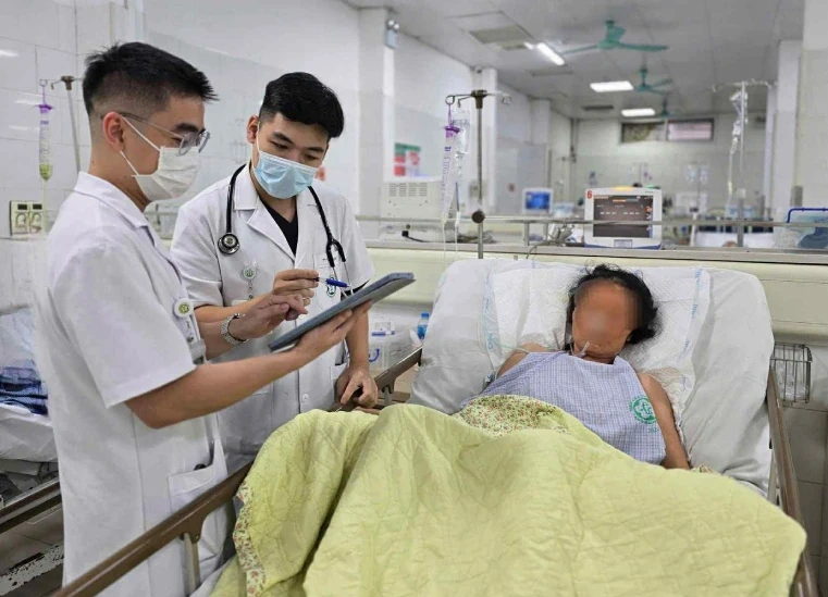 Từ năm 2027, các bác sĩ sẽ phải vượt qua “kỳ thi” đánh giá năng lực hành nghề