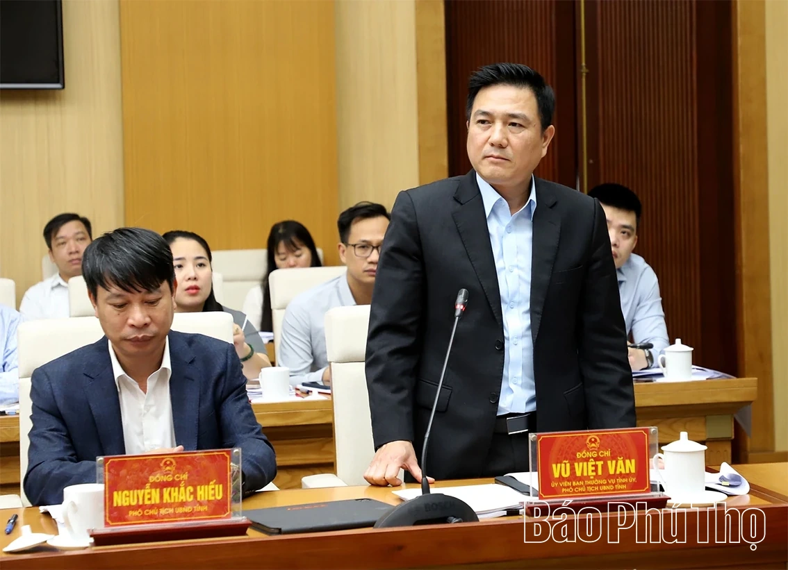 Đẩy mạnh phân cấp, phân quyền cho giám đốc, thủ trưởng các sở, ngành, địa phương