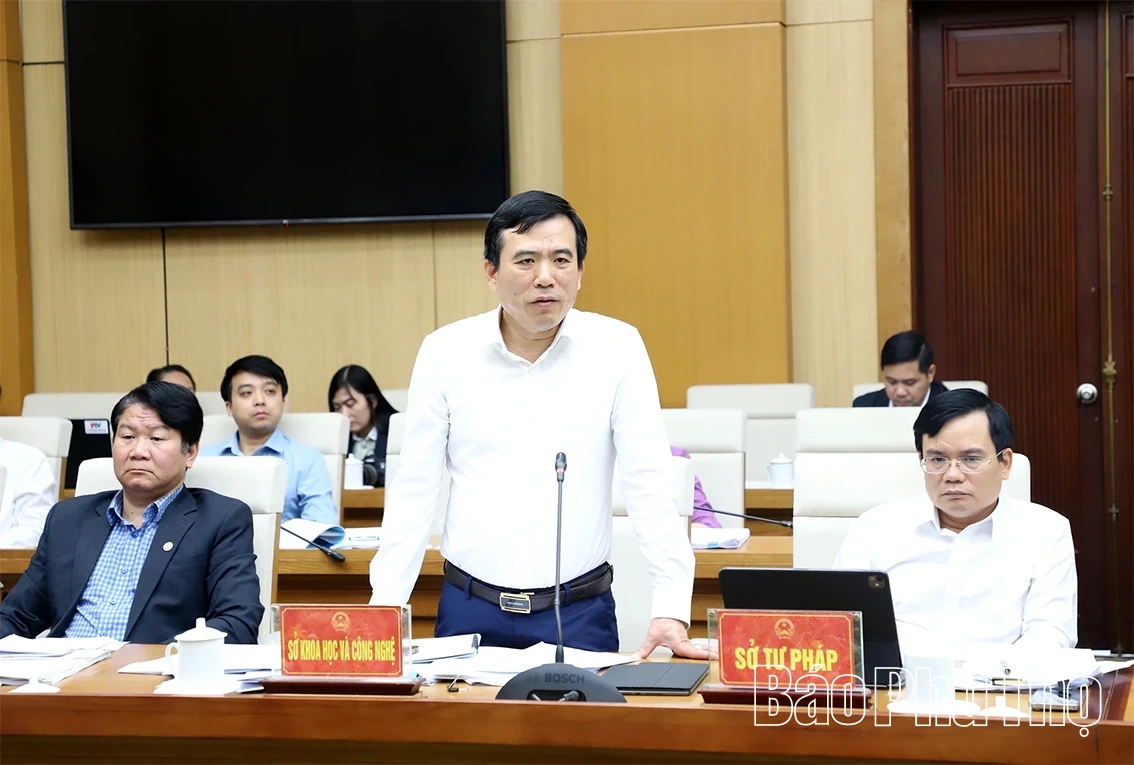 Đẩy mạnh phân cấp, phân quyền cho giám đốc, thủ trưởng các sở, ngành, địa phương