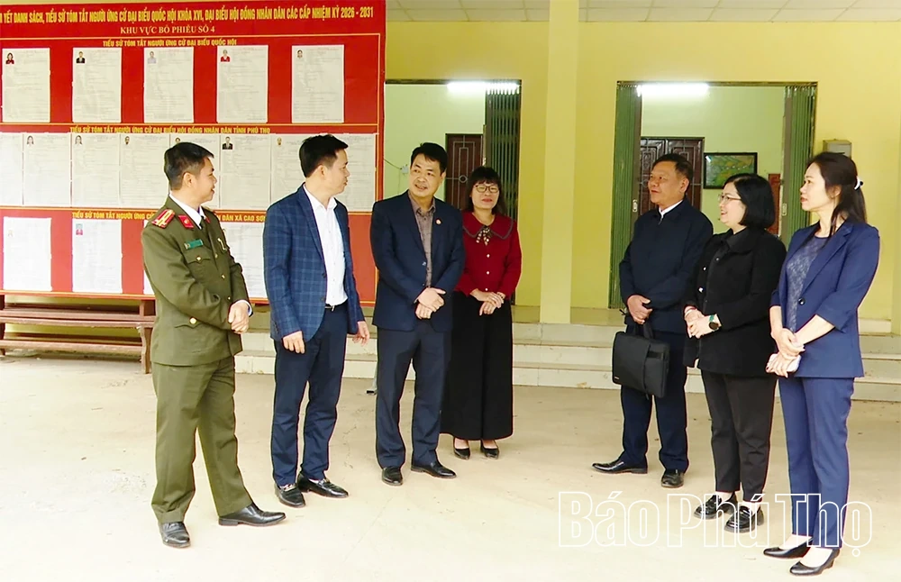 Kiểm tra công tác bầu cử tại Đơn vị bầu cử số 15