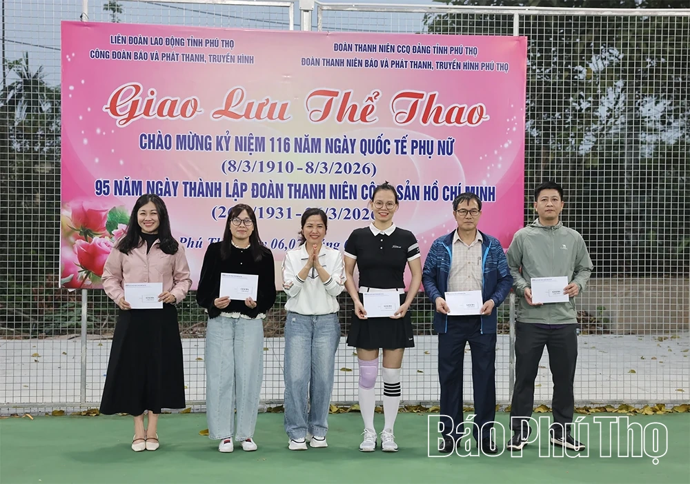 Giao lưu thể thao chào mừng kỷ niệm Ngày Quốc tế Phụ nữ 8/3 và Ngày thành lập Đoàn 26/3