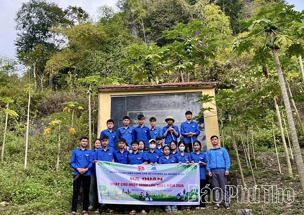 Sức trẻ Mường Vang chung tay xây dựng nông thôn mới