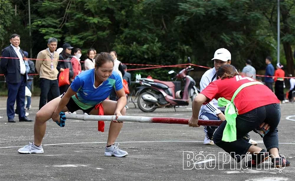 Joyful Spring Festivals with Traditional Folk Games