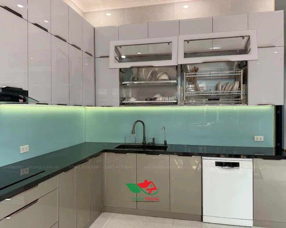 Ưu nhược điểm của tủ bếp Inox là gì?