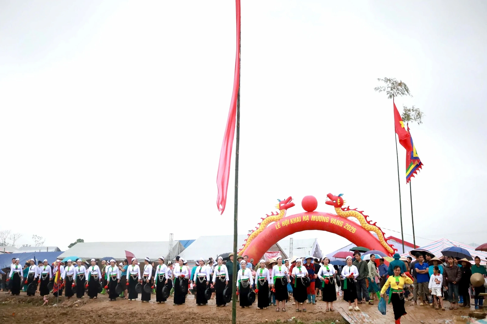 Độc đáo lễ hội Khai hạ Mường Vang