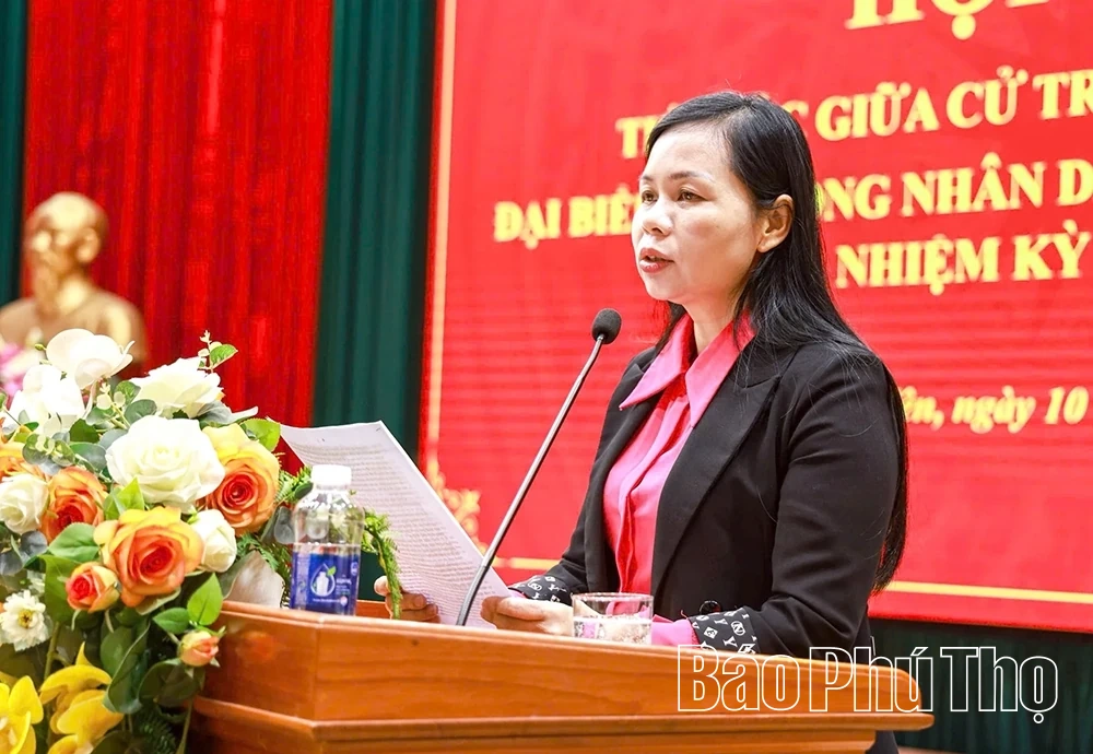 Ứng cử viên đại biểu HĐND tỉnh thuộc Đơn vị bầu cử số 14 tiếp xúc cử tri phường Vĩnh Yên