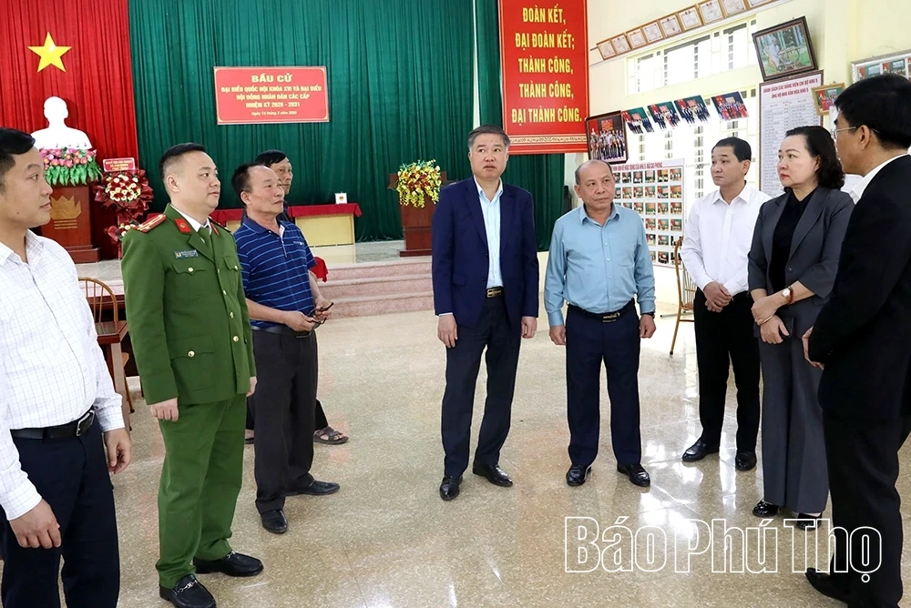 Chủ tịch HĐND tỉnh Bùi Đức Hinh khảo sát, nắm tình hình công tác chuẩn bị bầu cử