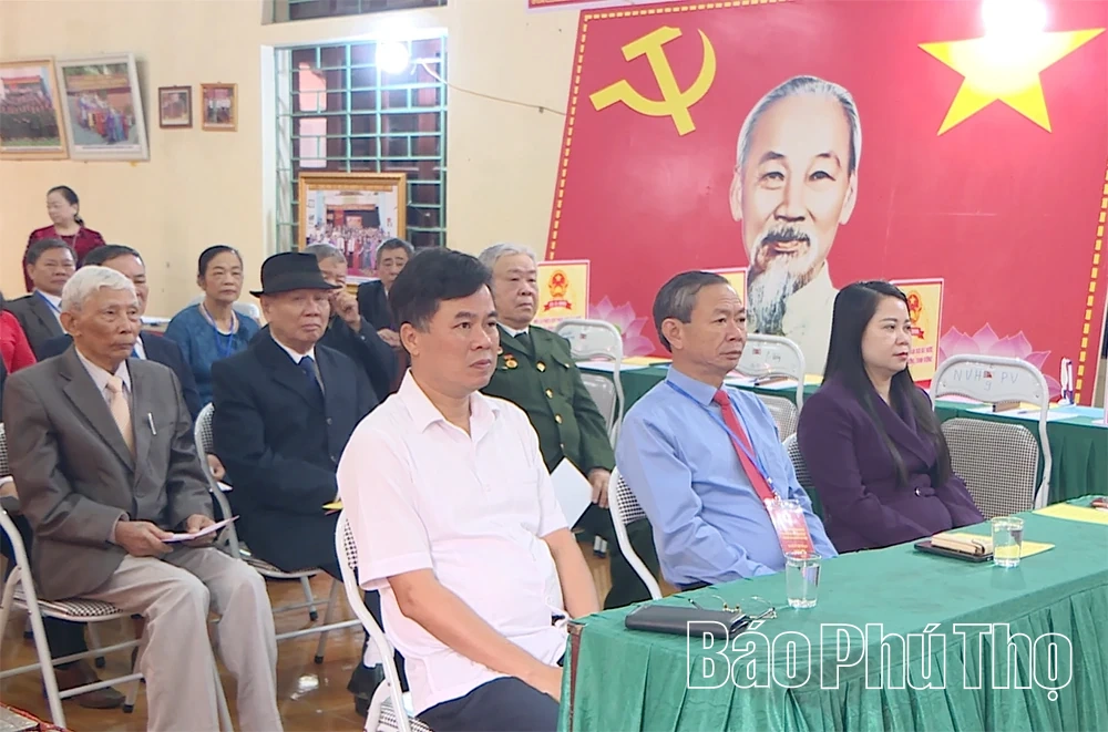 Lãnh đạo tỉnh dự lễ khai mạc và bỏ phiếu bầu cử đại biểu Quốc hội và đại biểu HĐND các cấp