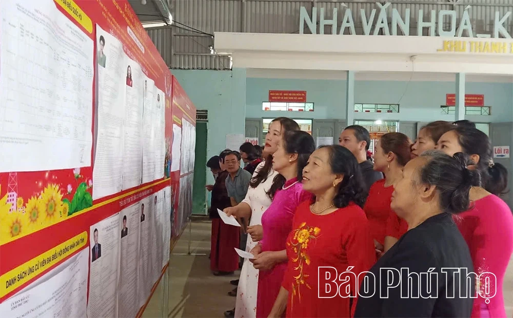 Lãnh đạo tỉnh dự lễ khai mạc và bỏ phiếu bầu cử đại biểu Quốc hội và đại biểu HĐND các cấp