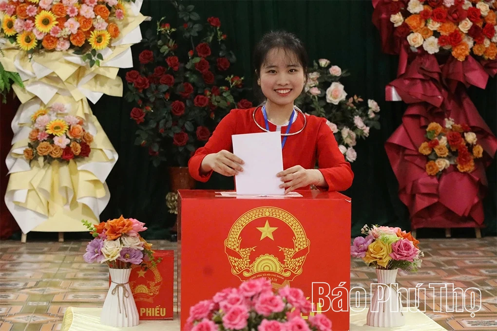 Cử tri tỉnh Phú Thọ đi bỏ phiếu đạt tỷ lệ 99,91%