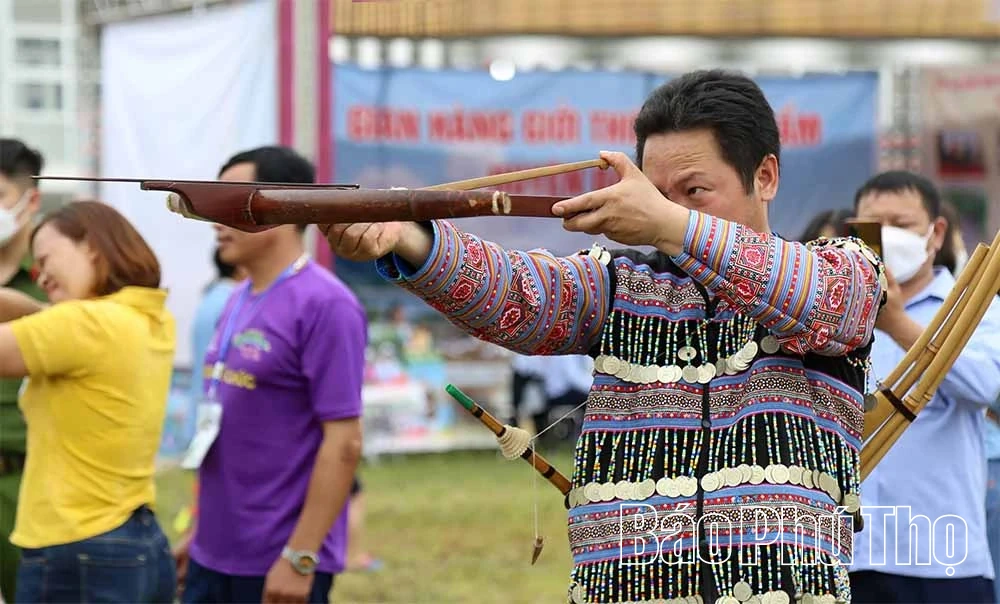 Vui hội Xuân với những trò chơi dân gian truyền thống