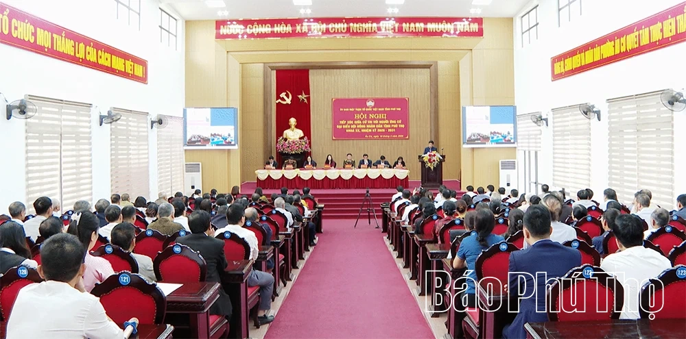 Tiếp xúc giữa cử tri với người ứng cử đại biểu HĐND tỉnh tại Đơn vị bầu cử số 3