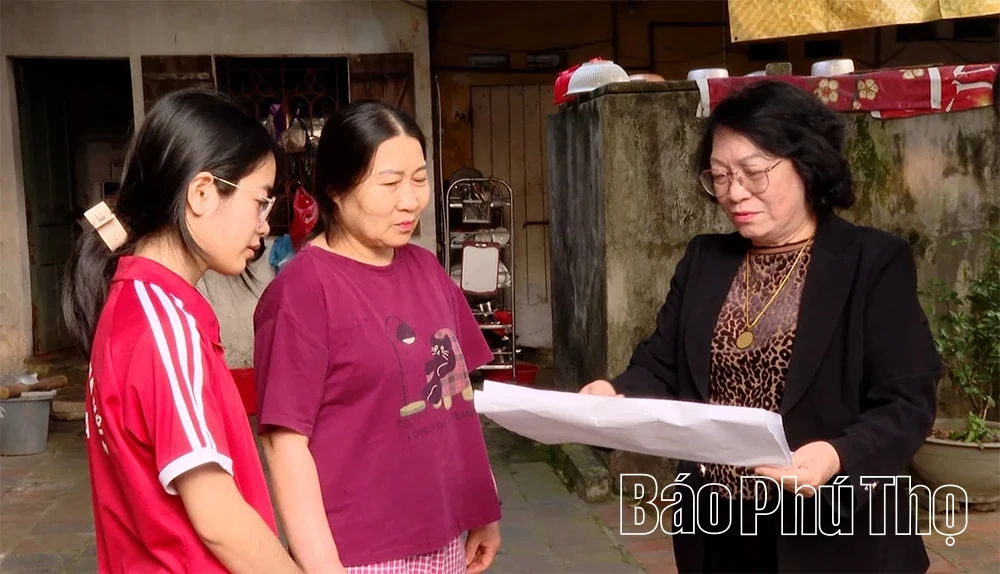 Người thắp sáng niềm tin ở cơ sở