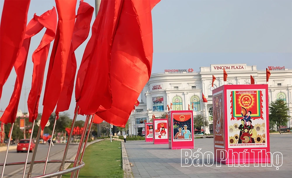 Đẩy mạnh tuyên truyền trực quan cho ngày bầu cử