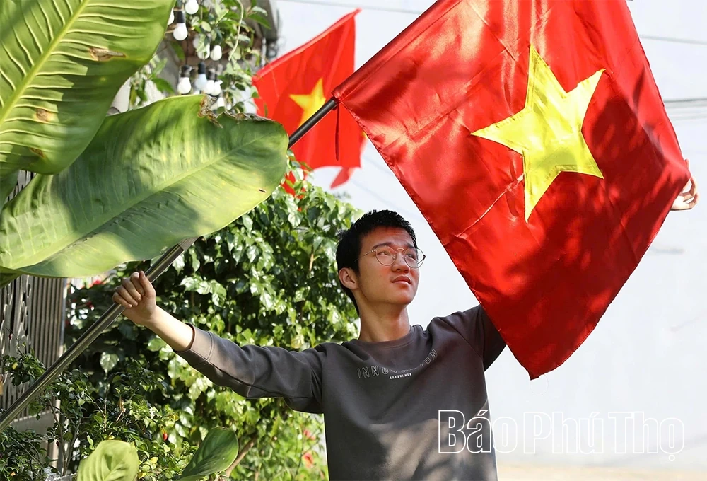 Đẩy mạnh tuyên truyền trực quan cho ngày bầu cử