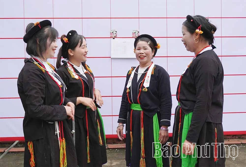 Rộn ràng trước ngày hội