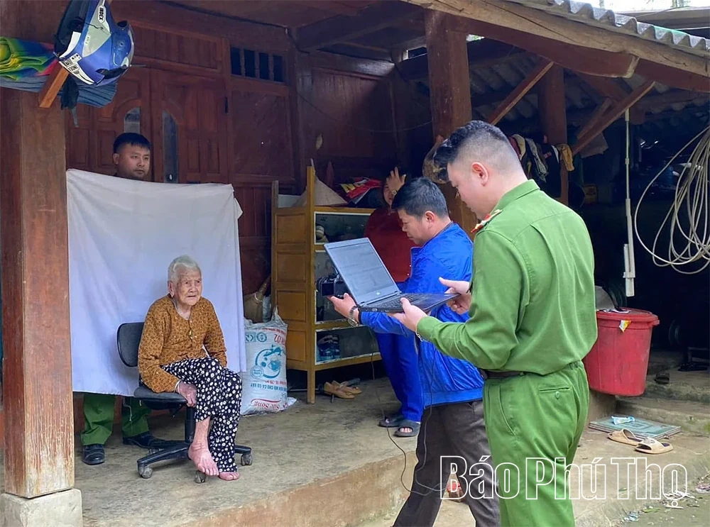 Thúc đẩy chuyển đổi số ngay từ địa bàn cơ sở