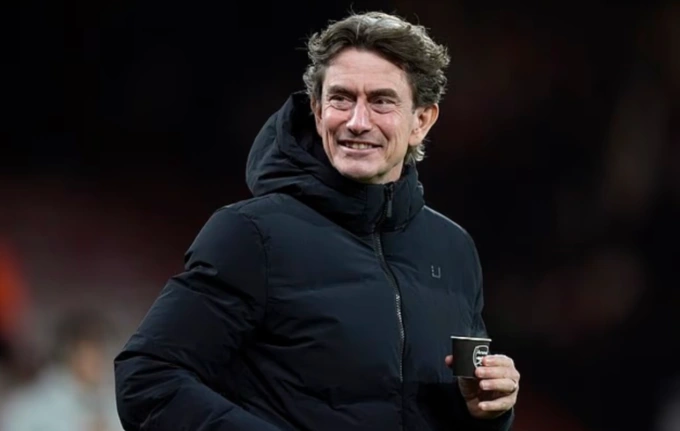 Những sai lầm đẩy Tottenham tới bờ vực xuống hạng