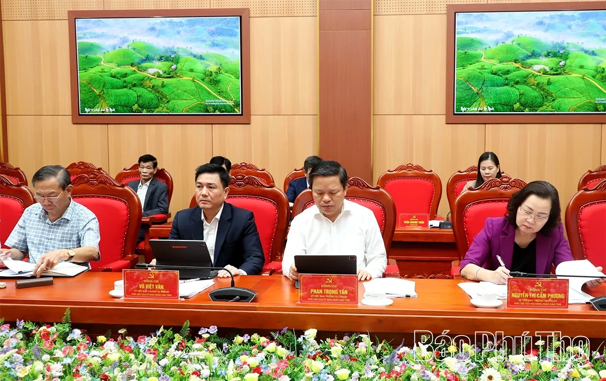 Ban Thường vụ Tỉnh uỷ cho ý kiến về công tác bầu cử và những đề án kinh tế quan trọng gắn với tăng trưởng hai con số