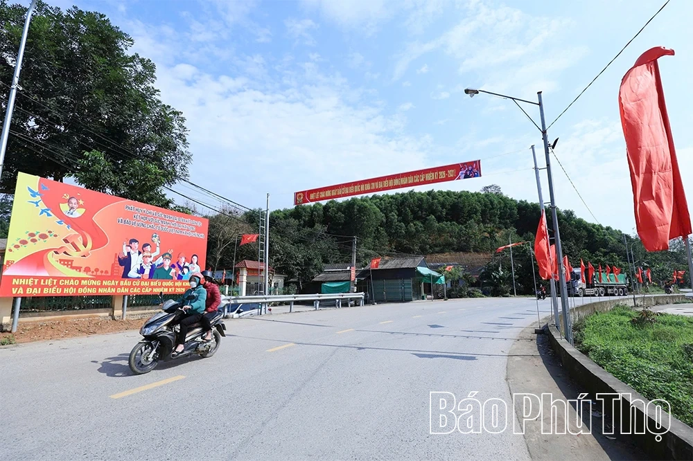 Rộn ràng khí thế tuyên truyền trước ngày bầu cử