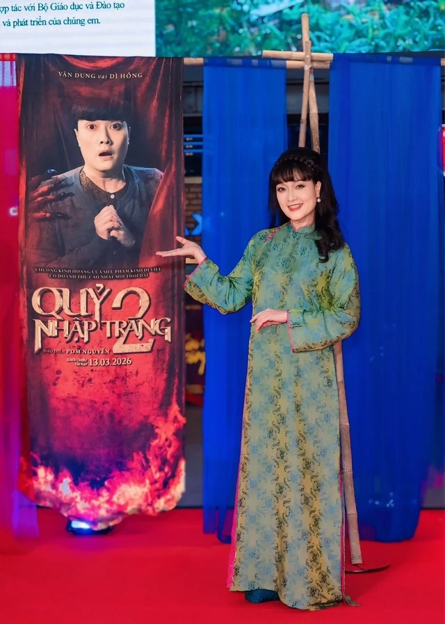 Cuộc sống kín tiếng của Táo bà Vân Dung ở tuổi 51