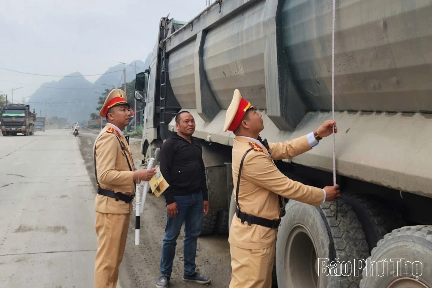 Phạt tiền hơn 126,8 tỷ đồng các trường hợp vi phạm trật tự an toàn giao thông