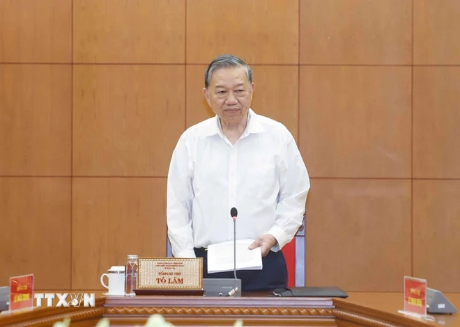 Tổng Bí thư Tô Lâm: Cần có chiến lược cụ thể nhằm tái cơ cấu nền kinh tế