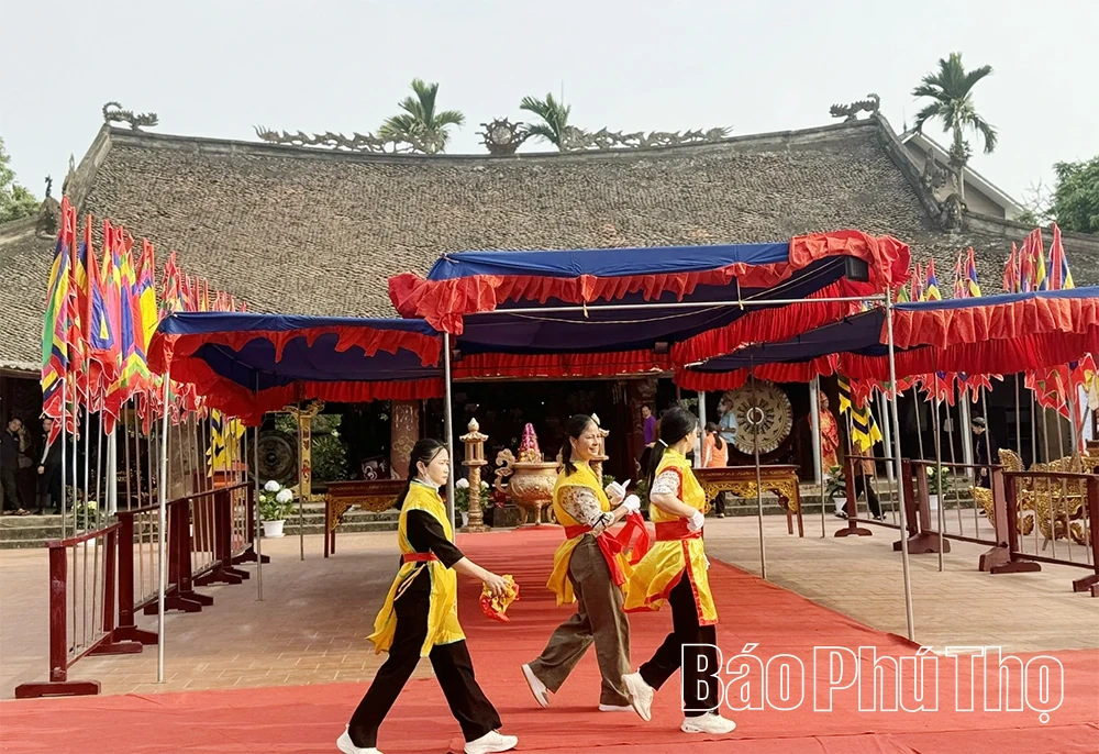 Vui hội đình Đào Xá