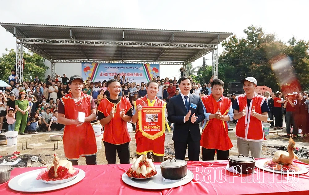 Vui hội đình Đào Xá