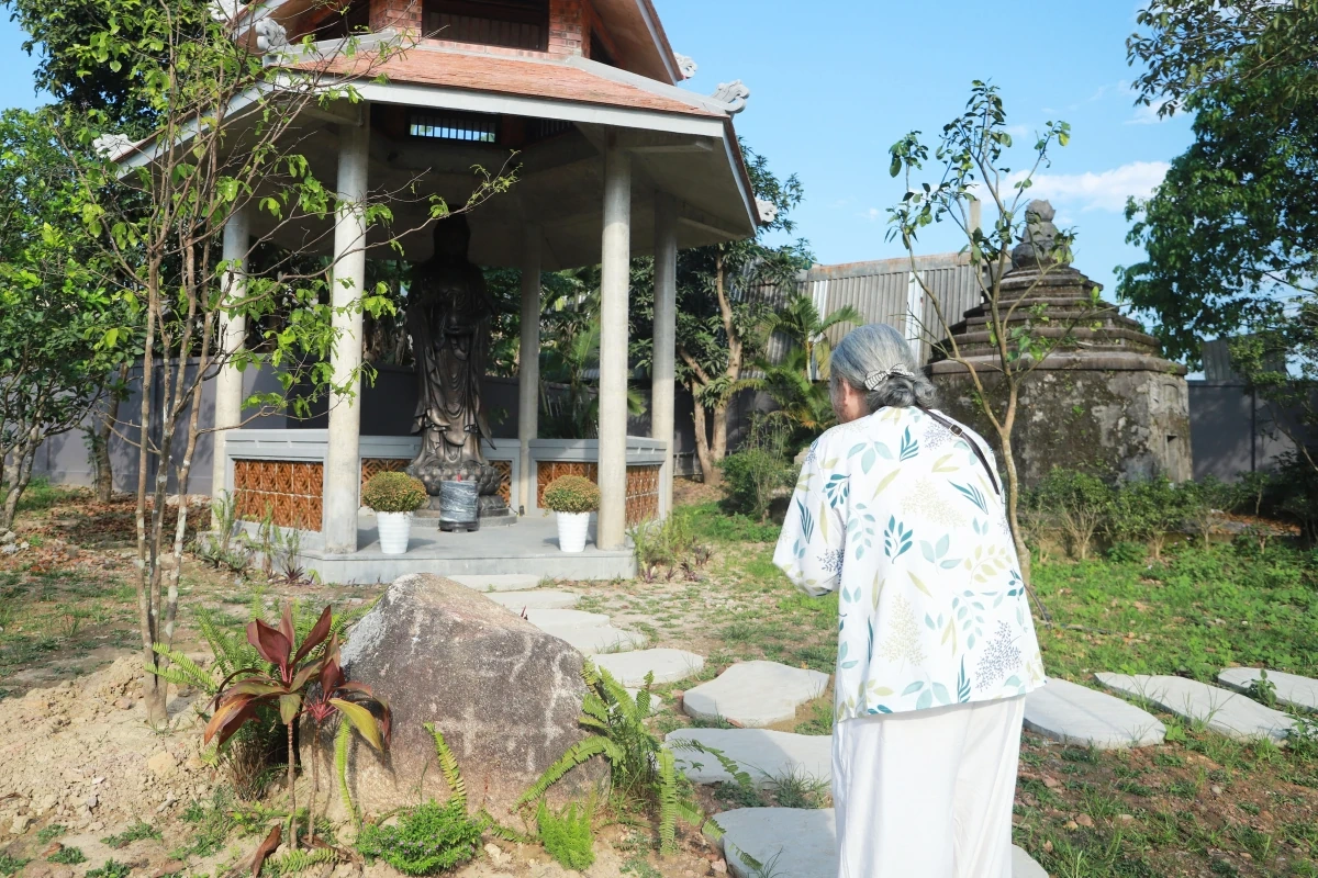 Ngôi chùa 300 tuổi có kiến trúc hành lang tròn khác biệt ở Huế