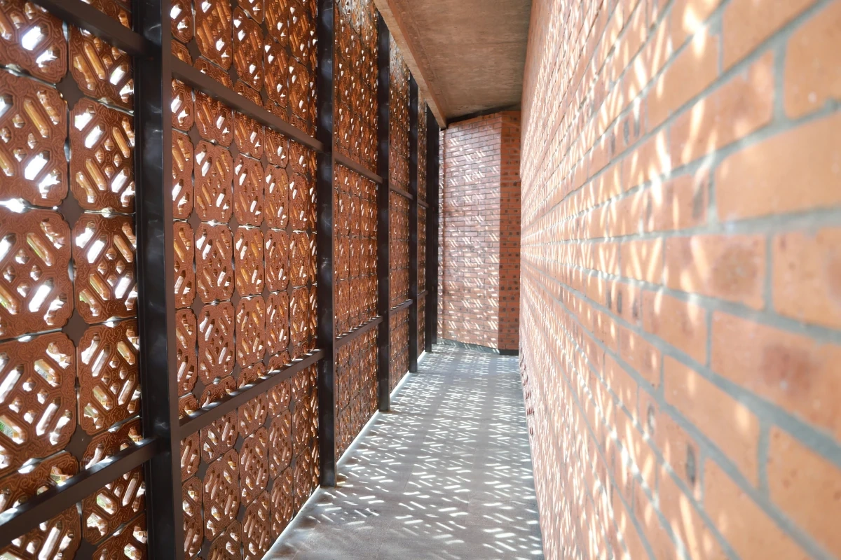 Ngôi chùa 300 tuổi có kiến trúc hành lang tròn khác biệt ở Huế