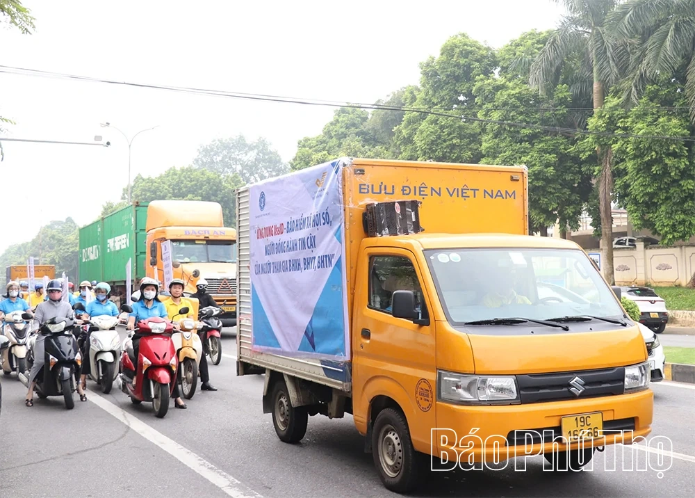Tuyên truyền đưa chính sách BHXH, BHYT đến với người dân
