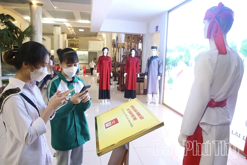 Promoting Xoan Singing Through Digital Technology