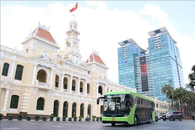 Thời tiết ngày 25/3: Bắc Bộ sáng sớm có sương mù, Nam Bộ nắng nóng cục bộ