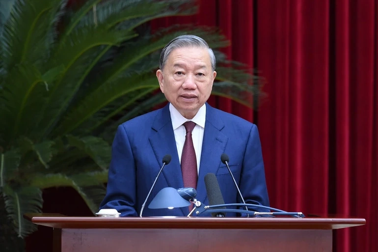 Bế mạc Hội nghị lần thứ hai Ban Chấp hành Trung ương Đảng khóa XIV