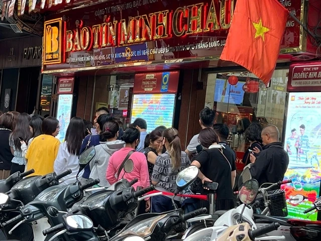 Giá vàng giảm mạnh, Bảo Tín Minh Châu giảm gần 5 triệu đồng/lượng
