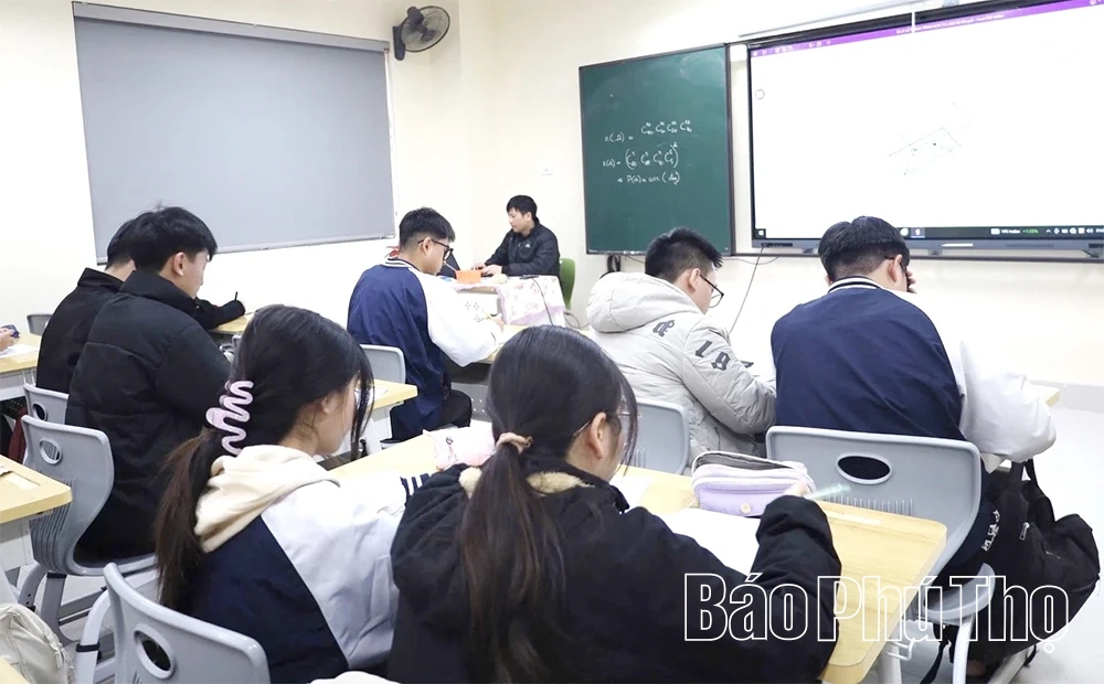 Trường THPT Trần Phú - Trường học số